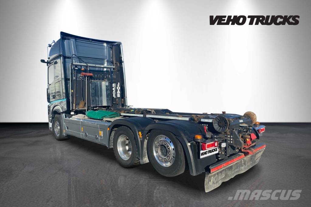 Mercedes-Benz Actros 2853 Treileri ar āķi