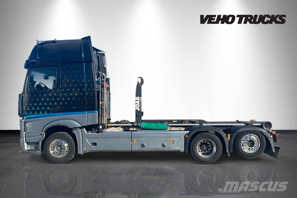 Mercedes-Benz Actros 2853 Treileri ar āķi