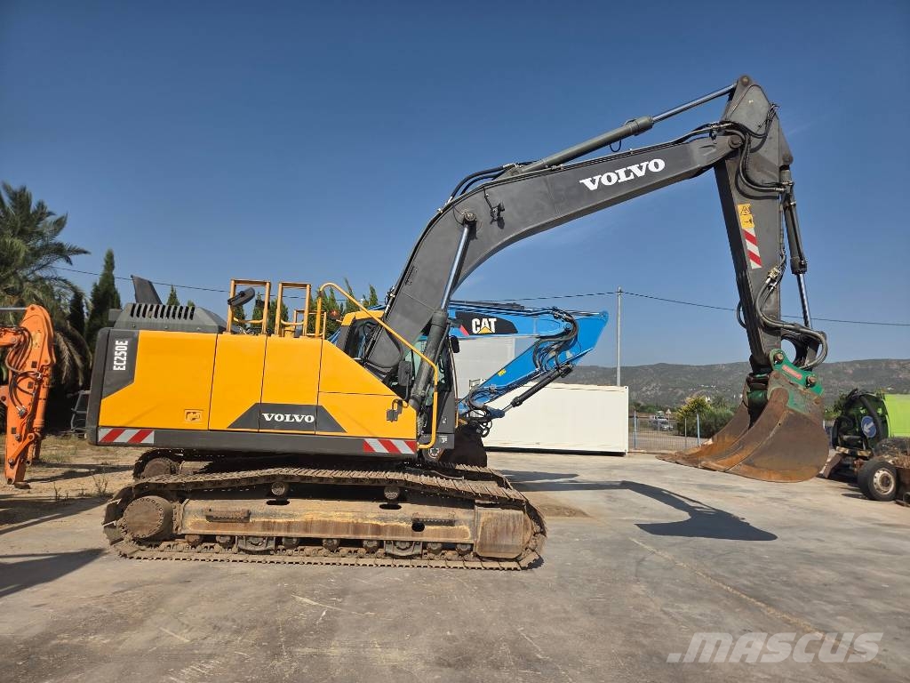 Volvo EC250ENL Гусеничные экскаваторы