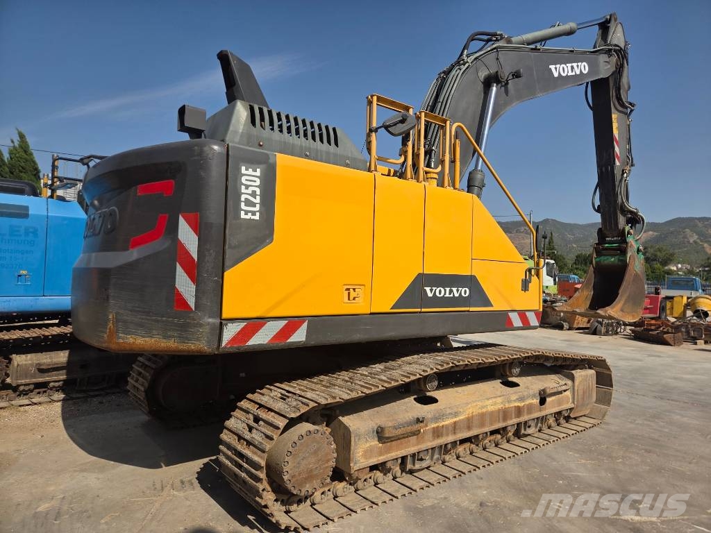 Volvo EC250ENL Гусеничные экскаваторы