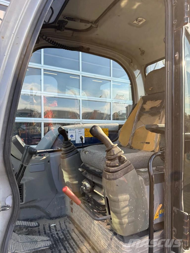 New Holland E80-1ES | A/C 중형굴삭기 7톤-28톤