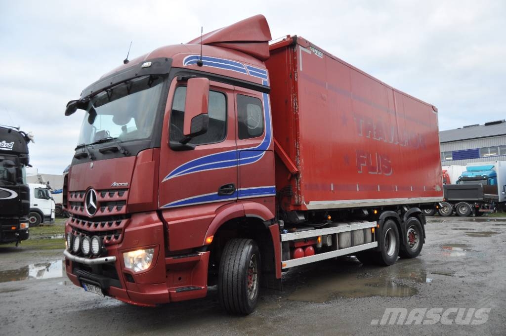 Mercedes-Benz Arocs 2751 L 6X2 Camiones volquete para virutas de madera