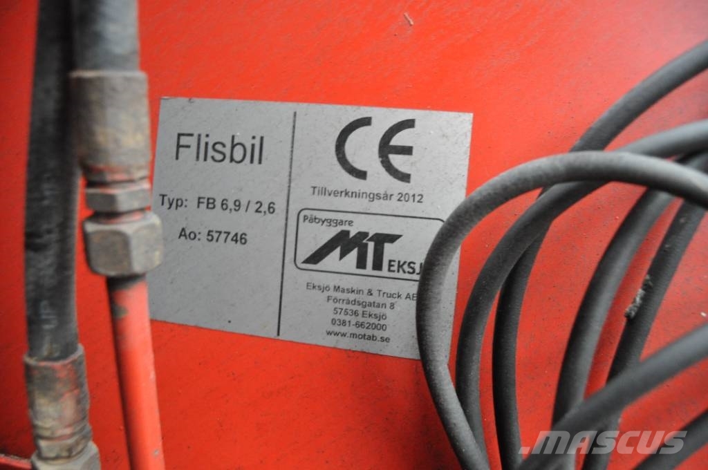 Mercedes-Benz Arocs 2751 L 6X2 Camiones volquete para virutas de madera