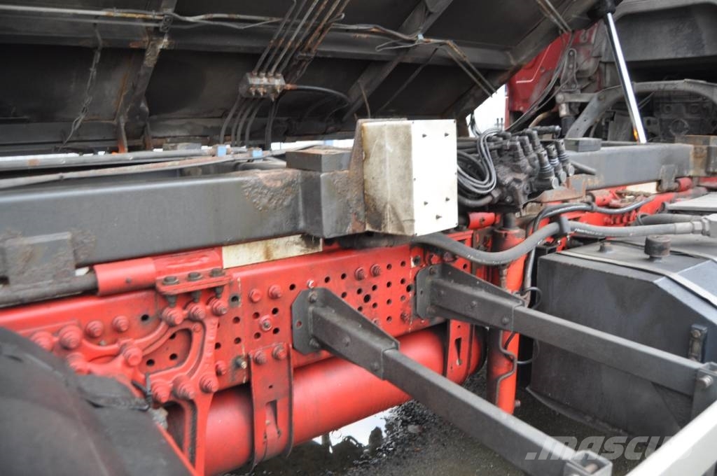 Mercedes-Benz Arocs 2751 L 6X2 Camiones volquete para virutas de madera