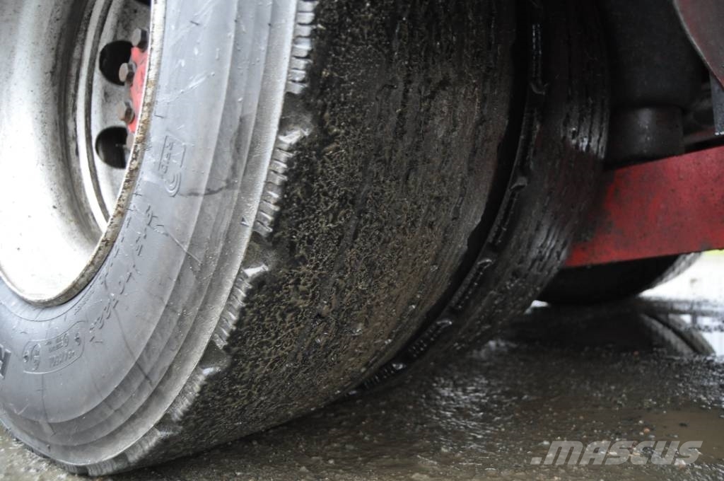 Mercedes-Benz Arocs 2751 L 6X2 Camiones volquete para virutas de madera