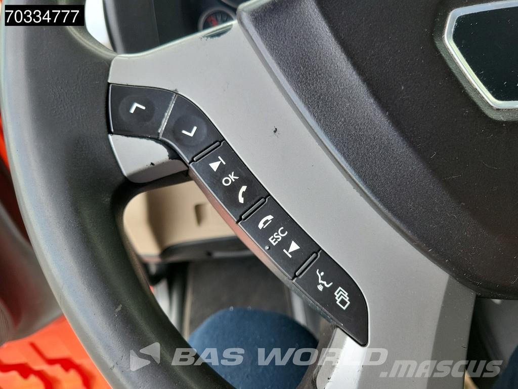 MAN TGX 26.540 6X2 XLX Retarder Navi ACC Standklima Li Vilcēji
