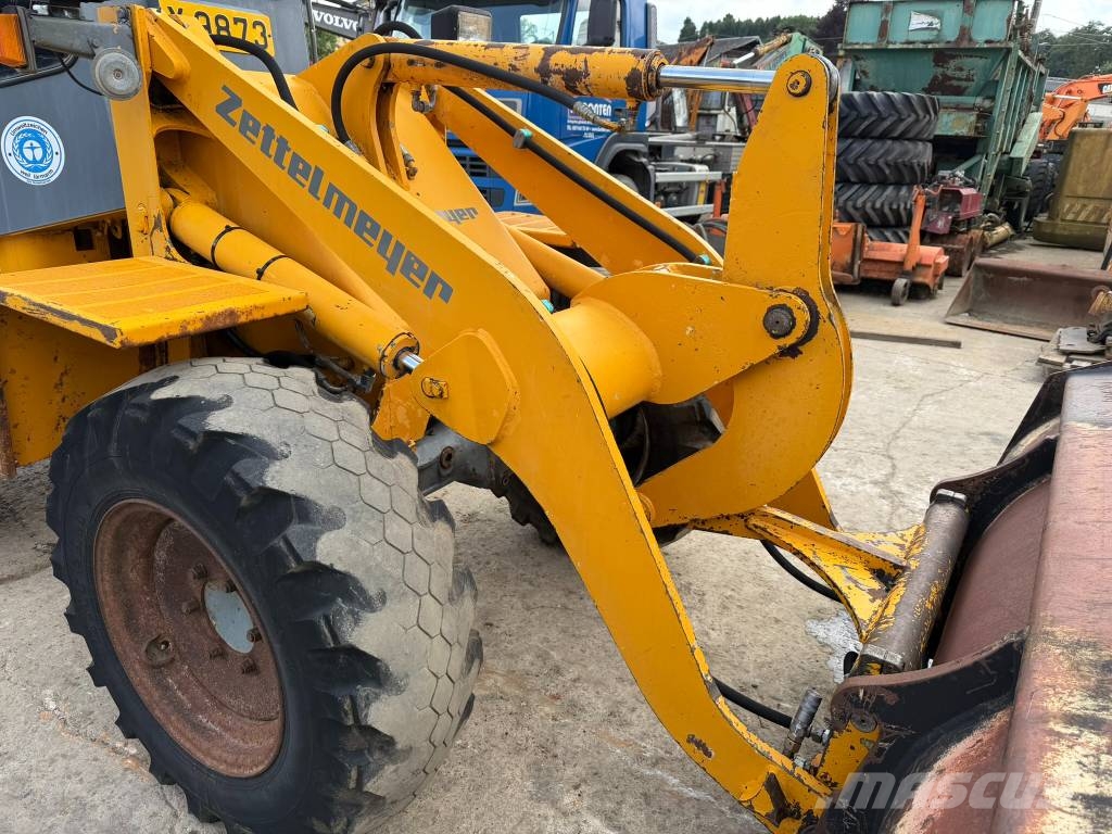 Zettelmeyer ZL 602 لوادر بعجل