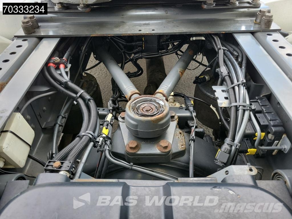 DAF XF 480 4X2 SSC NL-Truck 2x Tanks Standklima ACC Al وحدات الجر