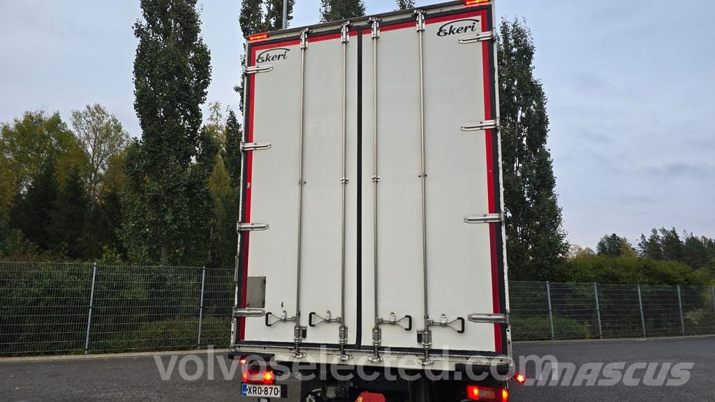 Volvo FH 厢式货车