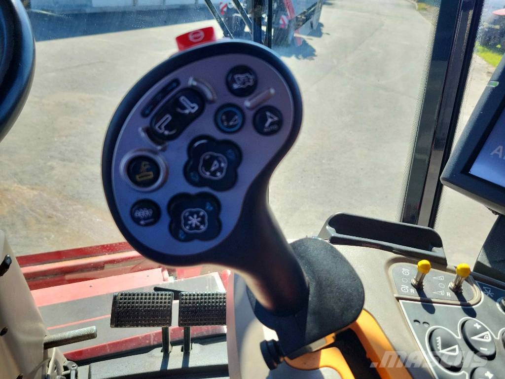 Case IH 9250 Axial Flow + MacDon FD 235 + trailer Cosechadoras combinadas