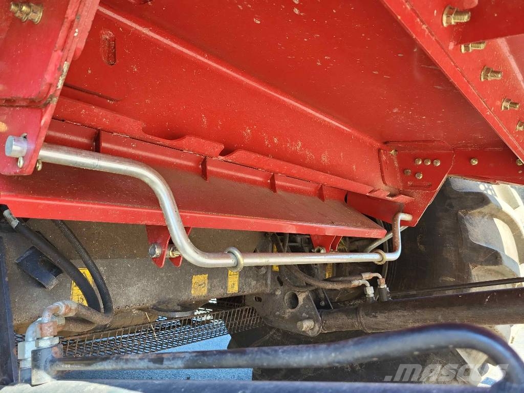 Case IH 9250 Axial Flow + MacDon FD 235 + trailer Cosechadoras combinadas