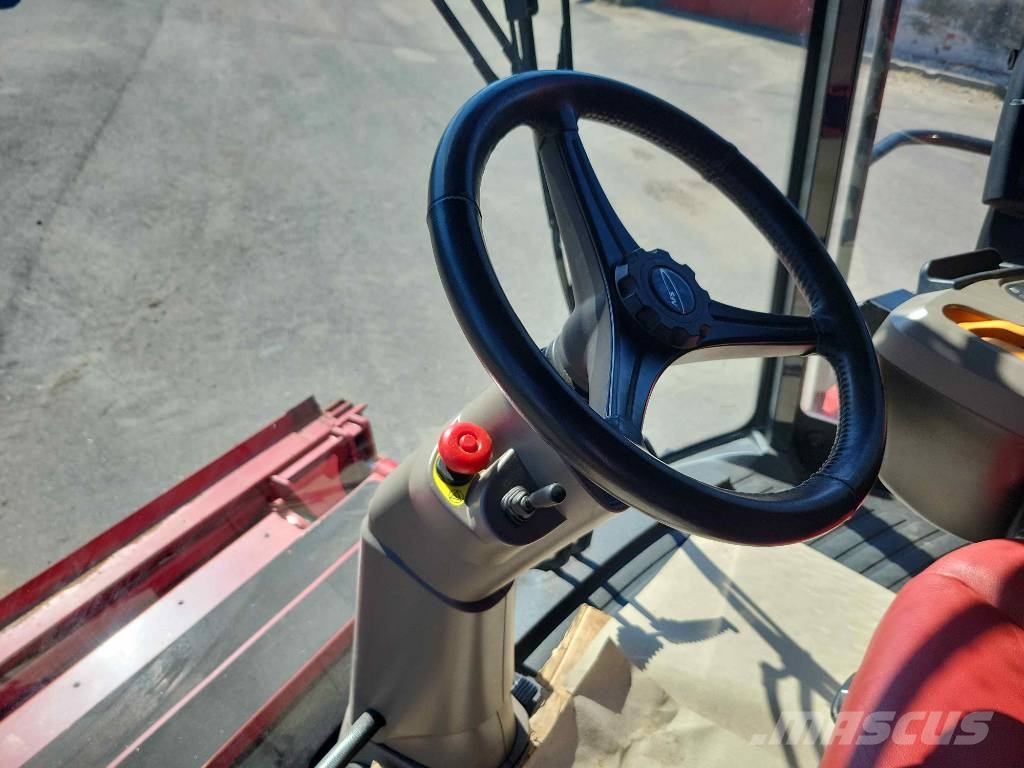 Case IH 9250 Axial Flow + MacDon FD 235 + trailer Cosechadoras combinadas