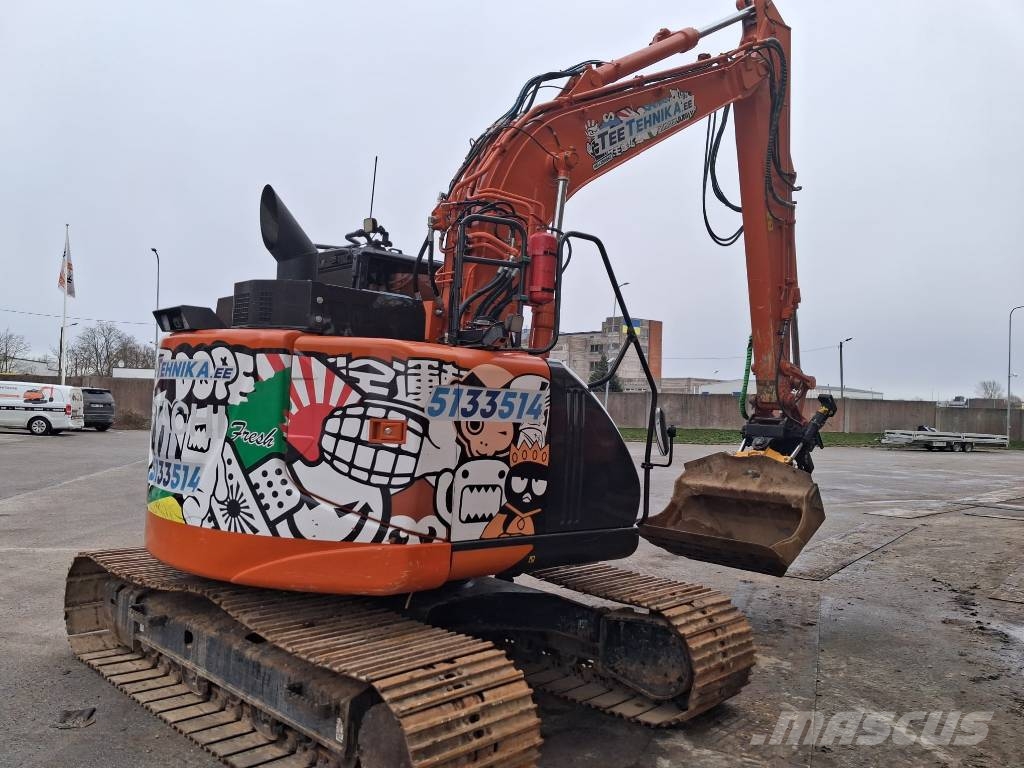 Hitachi ZX 135 US-6 Engcon Kāpurķēžu ekskavatori