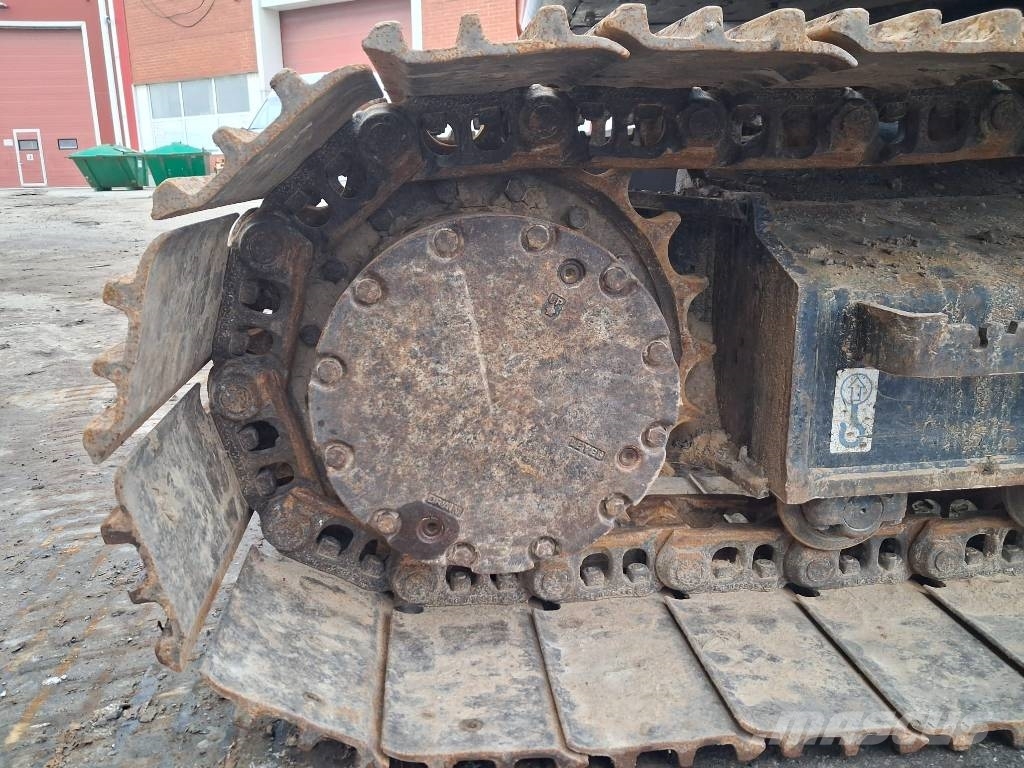 Hitachi ZX 135 US-6 Engcon Kāpurķēžu ekskavatori