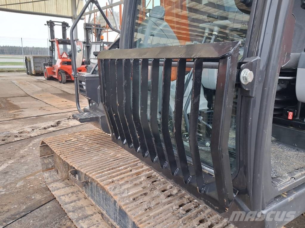 Hitachi ZX 135 US-6 Engcon Kāpurķēžu ekskavatori