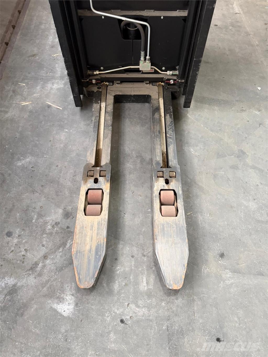 Yale MS16 Selbstfahrstapler