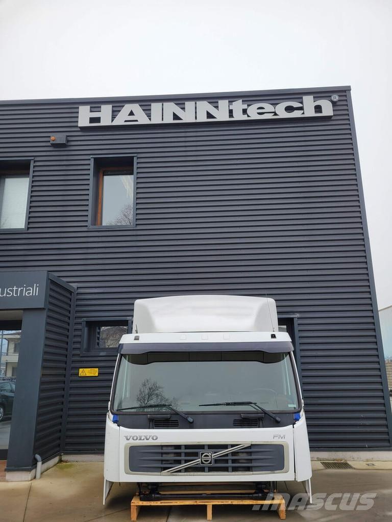 Volvo FM - DAY CAB - L1 H1 驾驶室与内部