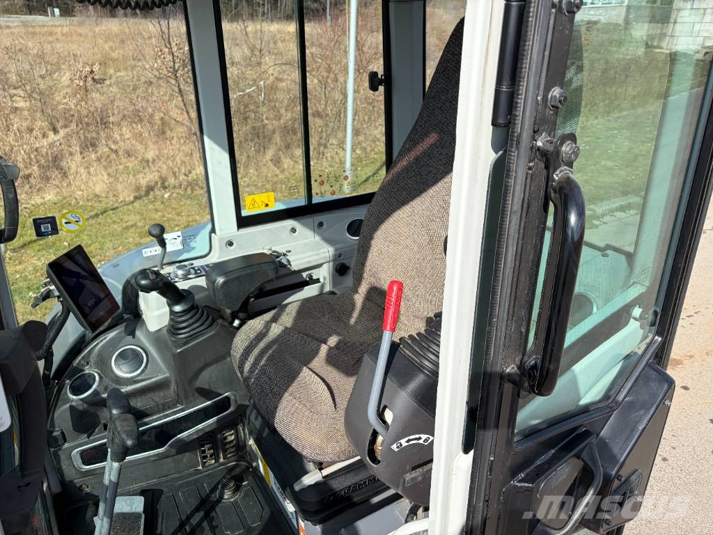 Takeuchi TB 335R V3 小型挖土機/掘鑿機<7t(小型挖掘機)
