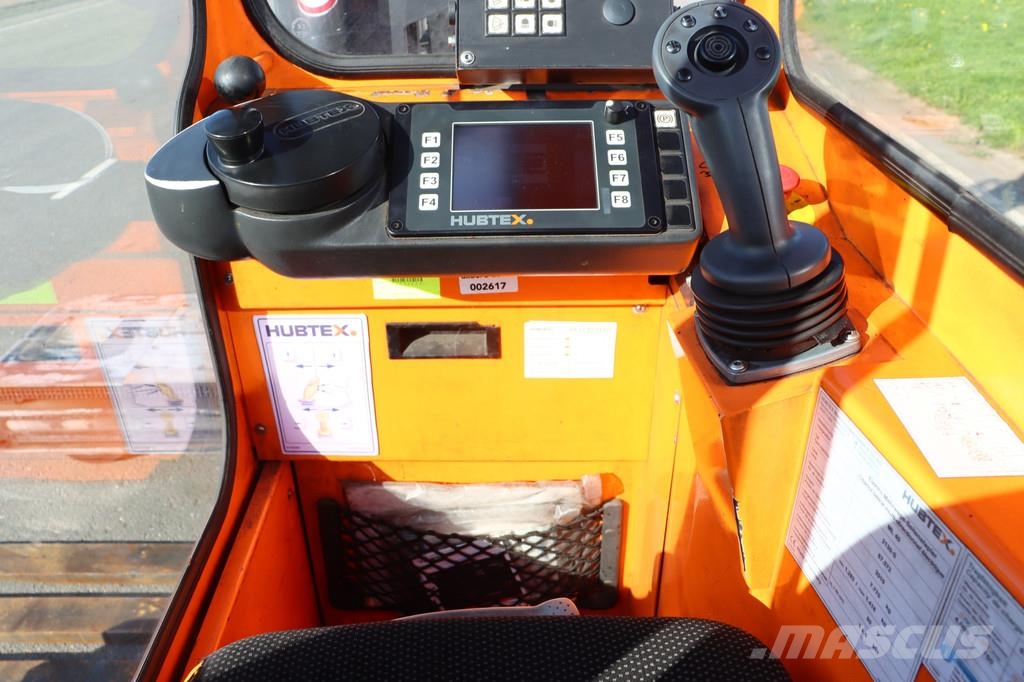 Hubtex ML40 SERIE 2130-S 侧卸式铲车