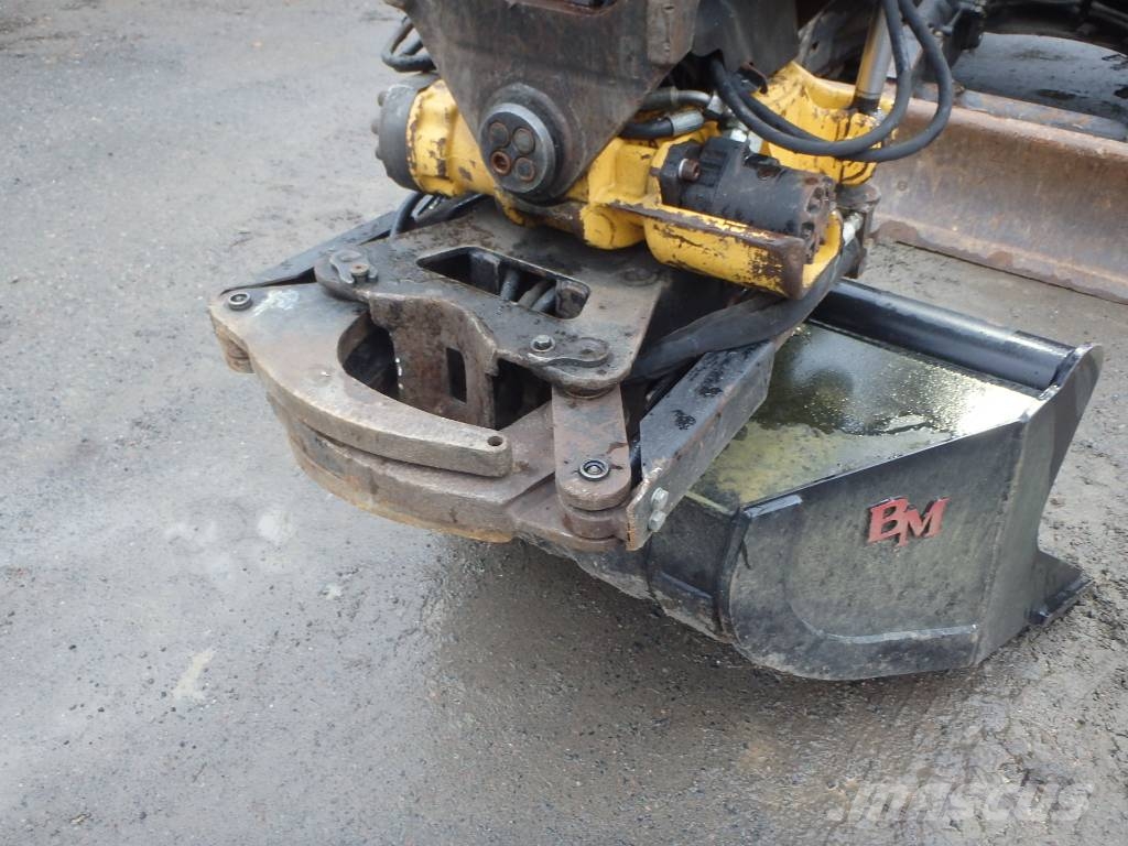Bobcat E 85 Engcon pihdeillä Midibagger 7t - 12t
