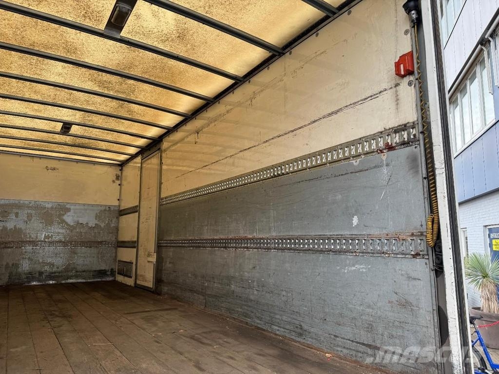 Volvo FL 240 4X2 + DHOLLANDIA DHLSU11 LIFT 2000KG Camiones con caja de remolque