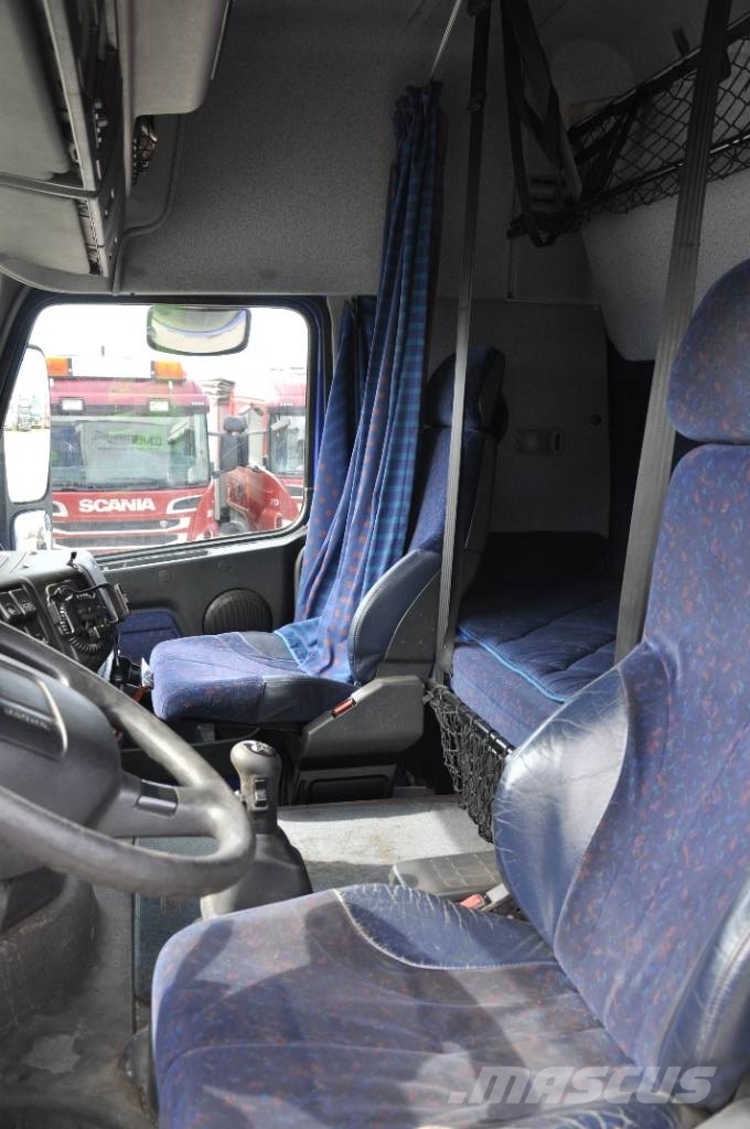 Volvo FH12 380 4X2 Furgons