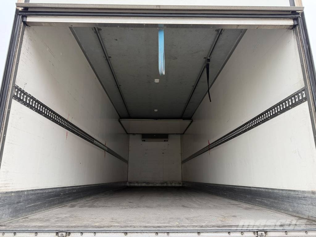 Iveco Stralis 260 S40 Autotransporteri