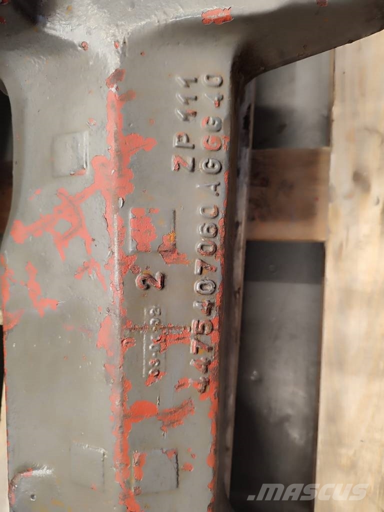 Axle housing ZF F716300020680 F716300020080 Fendt 轴