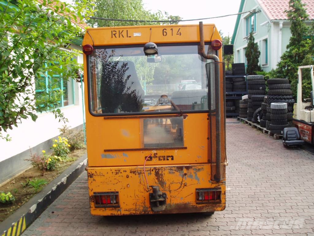 Rofan ZH44 V-1758 EO Lentokenttien kalusto