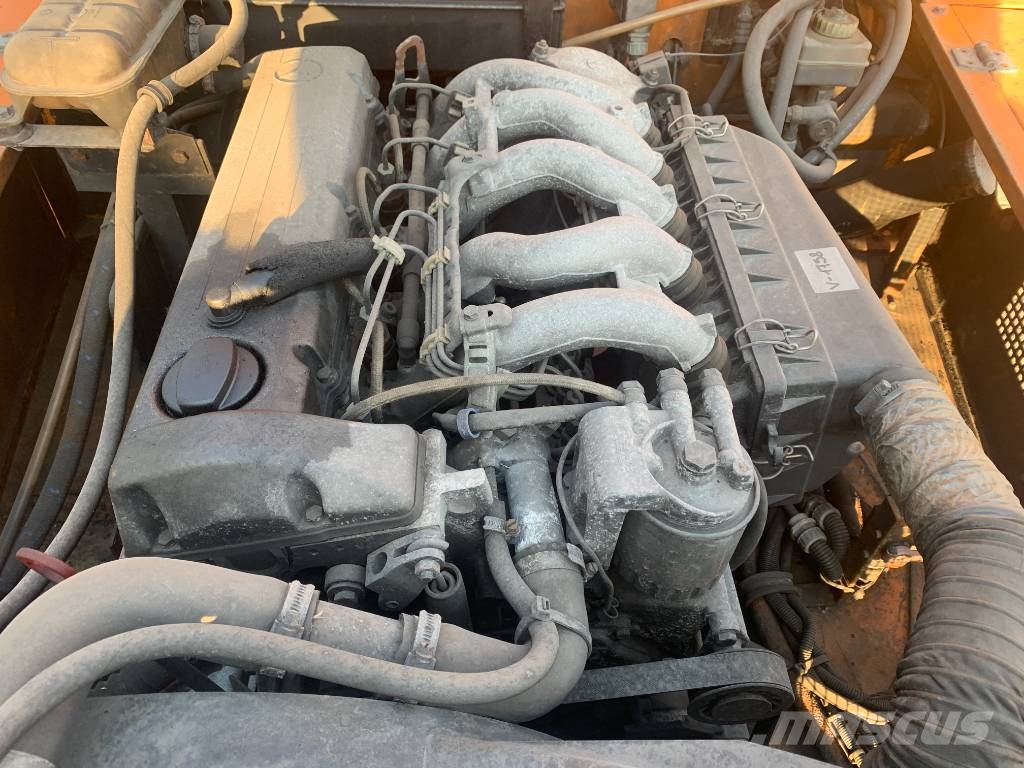 Rofan ZH44 V-1758 EO Lentokenttien kalusto