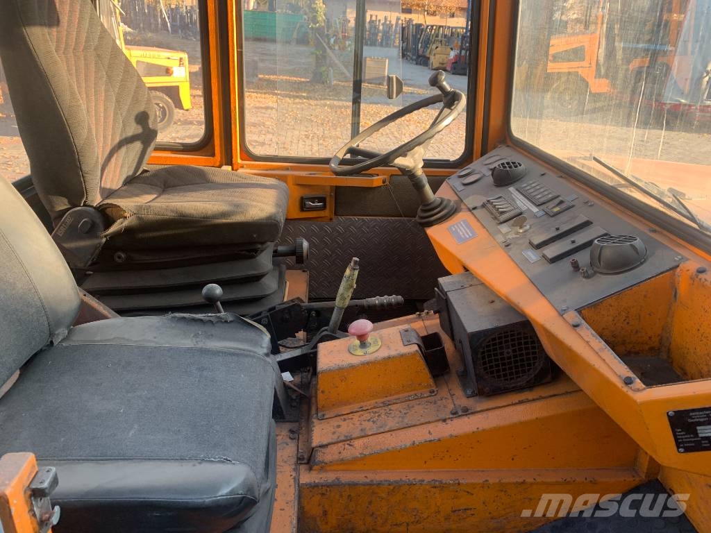 Rofan ZH44 V-1758 EO Lentokenttien kalusto