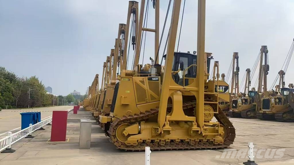 CAT 583 T Buldožerji za polaganje cevi