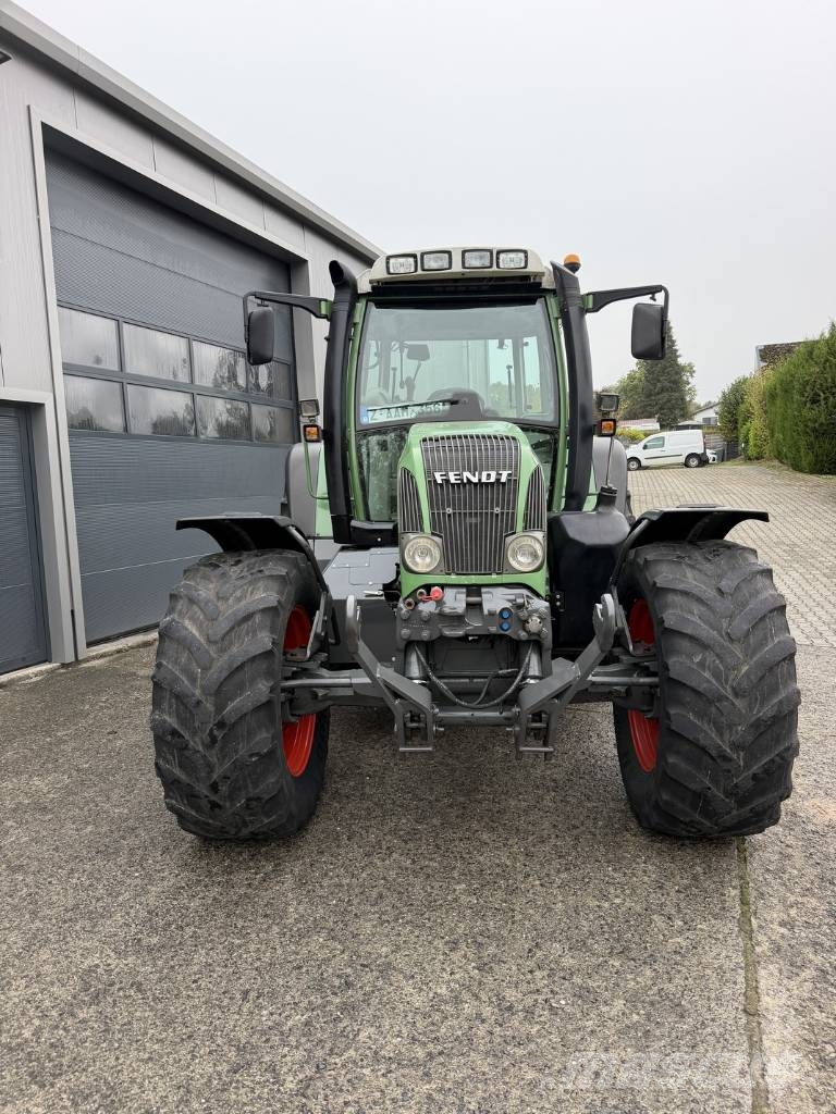 Fendt 712 Vario الجرارات