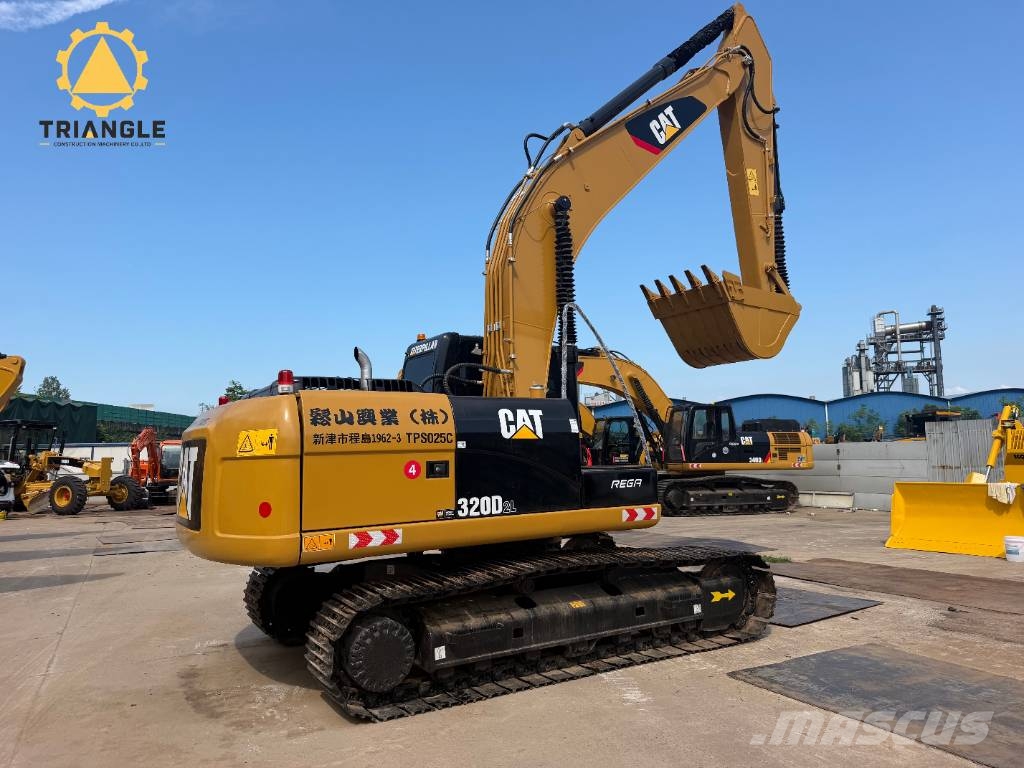 CAT 320 D L 대형 굴삭기 29톤 이상