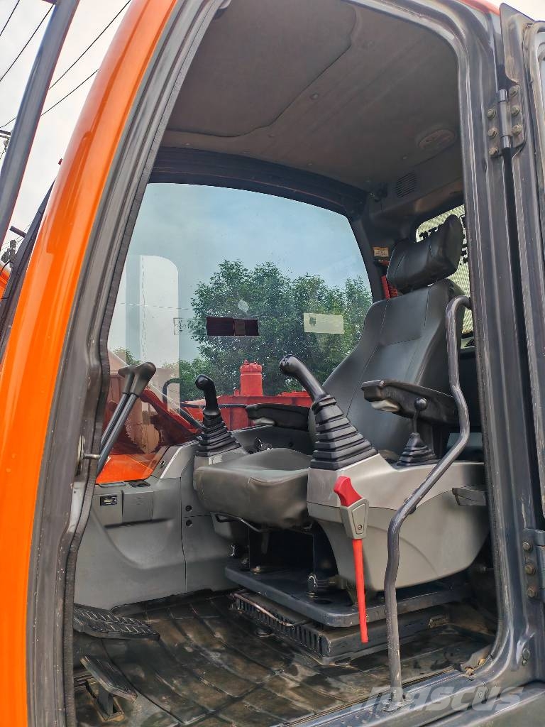 Doosan DX 75-9 C Mini excavatoare < 7t