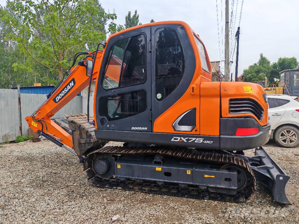 Doosan DX 75-9 C Mini excavatoare < 7t
