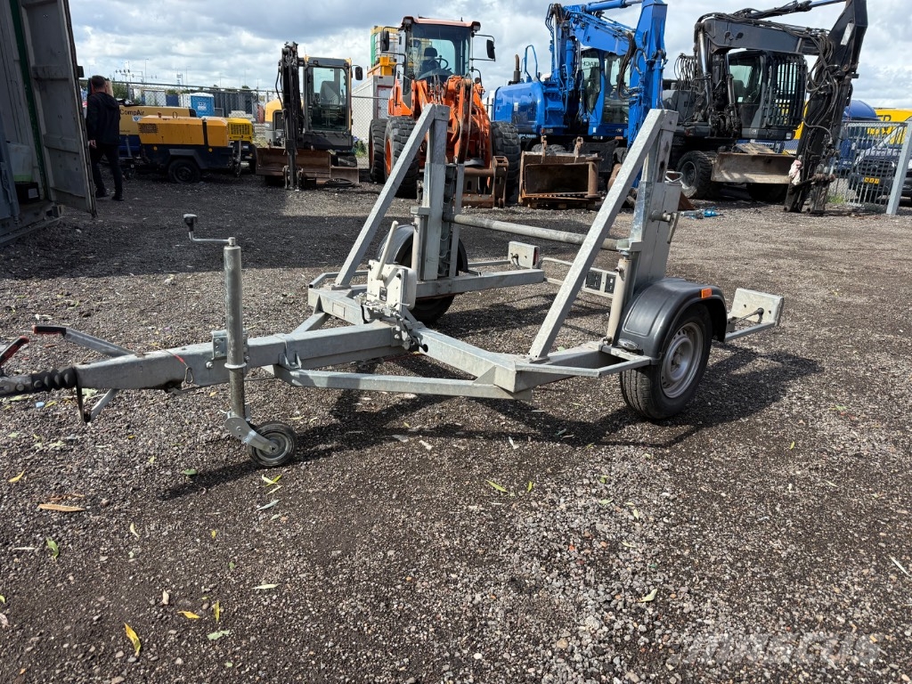 Hotra EA02. Haspelwagen Kitos priekabos
