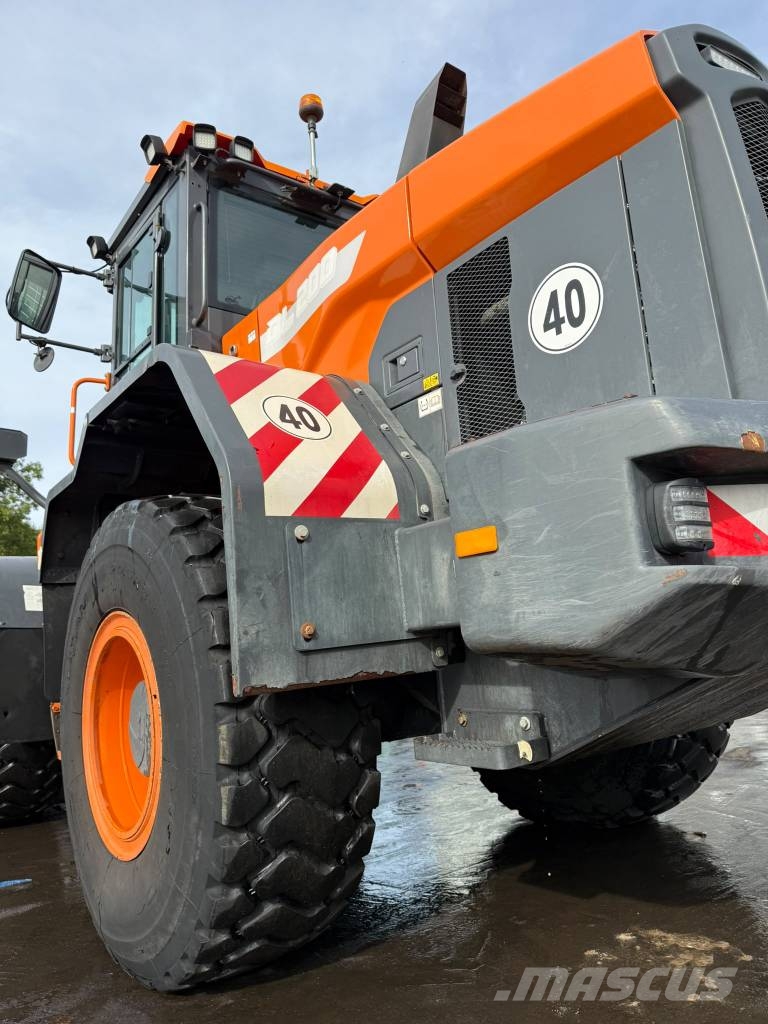 Doosan DL 200-7 //BJ. 2021/7460H/ZSA/Hochkippschaufel Radlader
