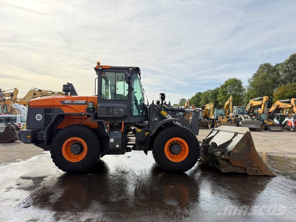 Doosan DL 200-7 //BJ. 2021/7460H/ZSA/Hochkippschaufel Radlader