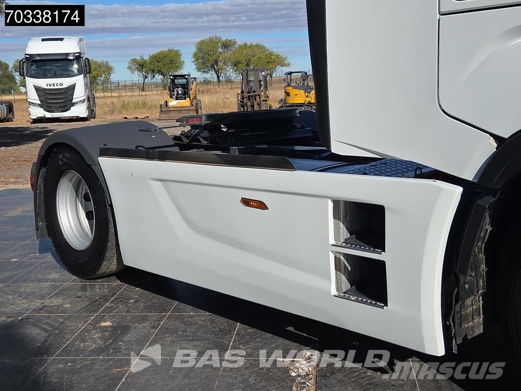 Iveco S-Way 490 4X2 Retarder 2x Tanks Standklima ACC Truck Tractor Units