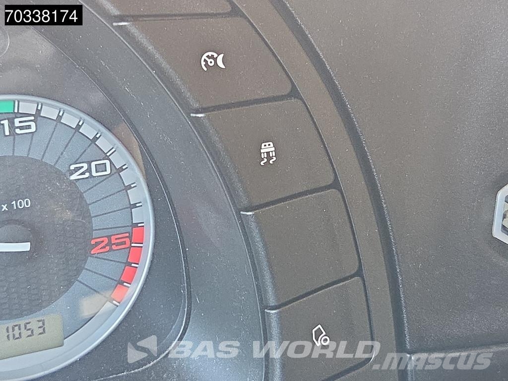 Iveco S-Way 490 4X2 Retarder 2x Tanks Standklima ACC Truck Tractor Units
