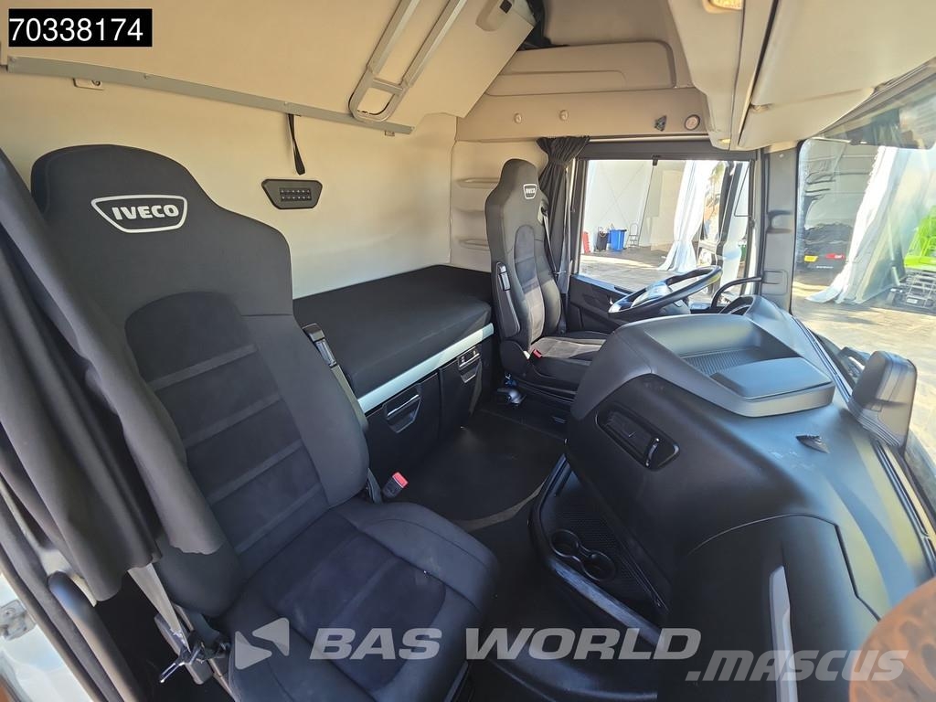 Iveco S-Way 490 4X2 Retarder 2x Tanks Standklima ACC Truck Tractor Units