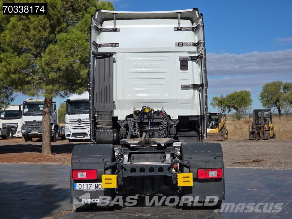 Iveco S-Way 490 4X2 Retarder 2x Tanks Standklima ACC Truck Tractor Units