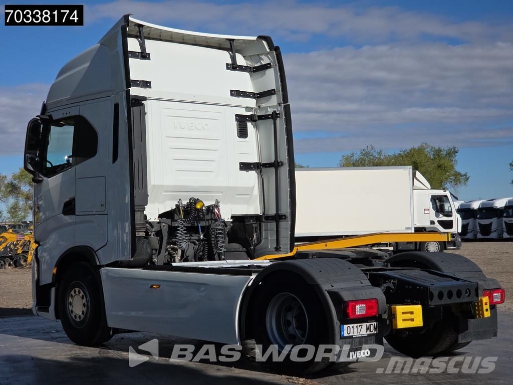 Iveco S-Way 490 4X2 Retarder 2x Tanks Standklima ACC Truck Tractor Units