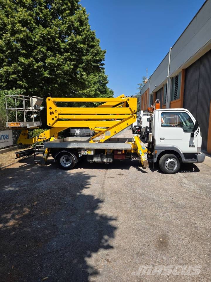 Isoli PNT 205 Truck mounted platforms