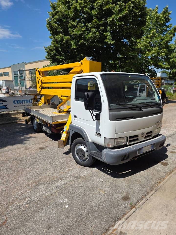 Isoli PNT 205 Truck mounted platforms
