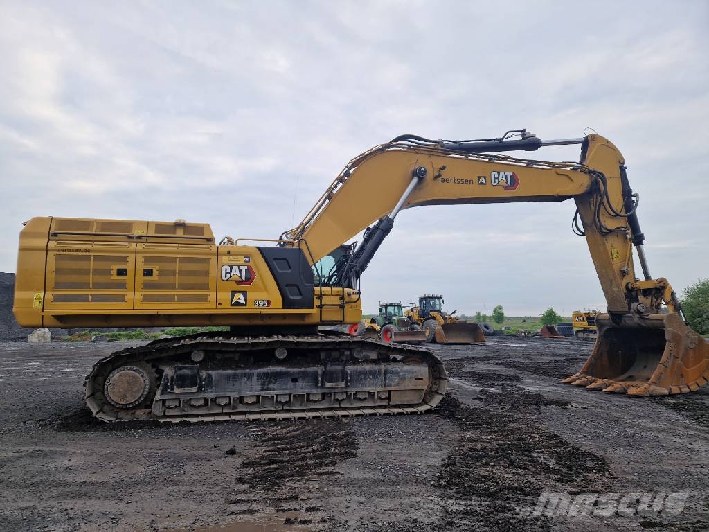 CAT 395 Bagri goseničarji