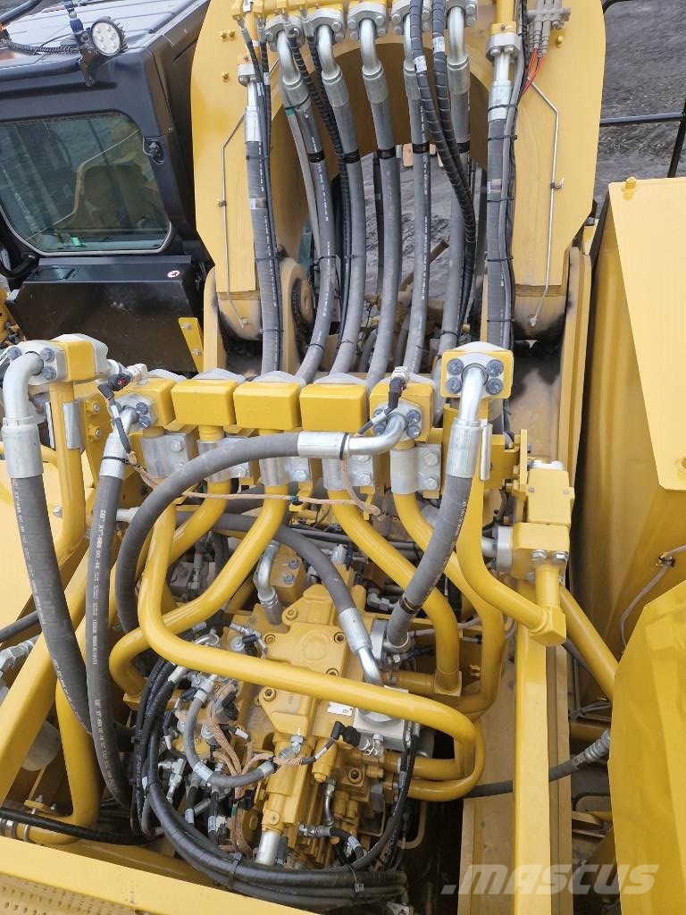 CAT 395 Bagri goseničarji