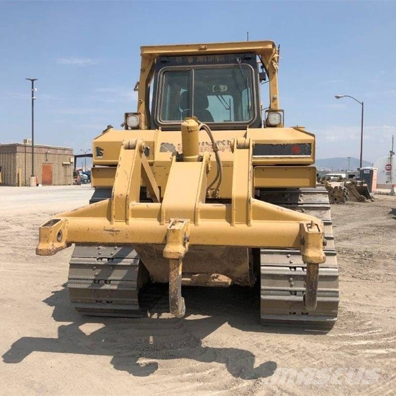 CAT D 6 R Pásové dozéry