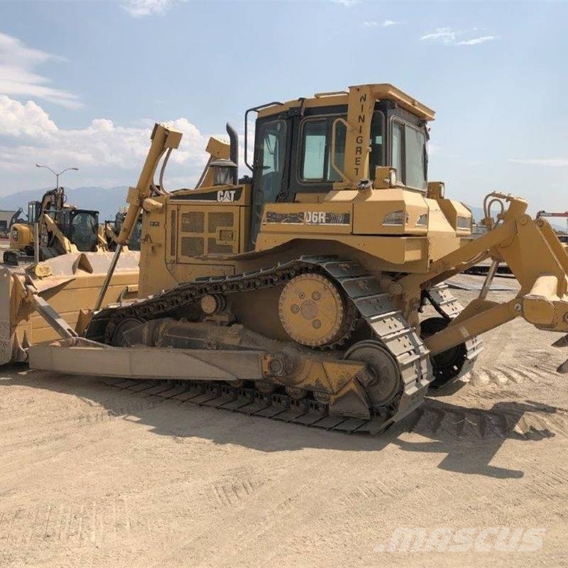 CAT D 6 R Pásové dozéry